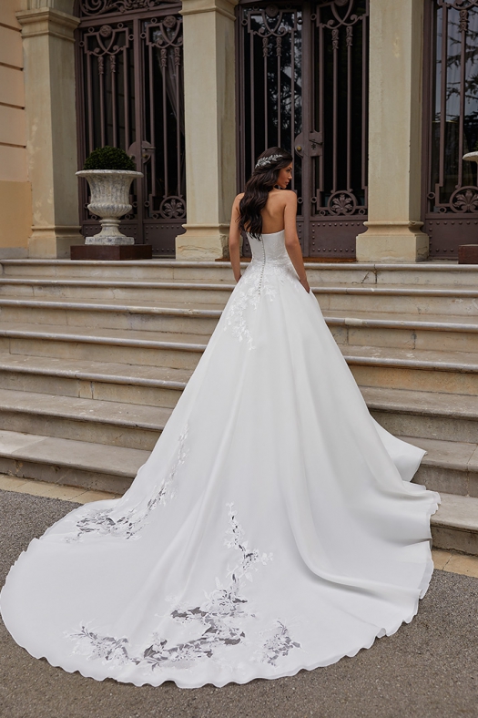 PRONOVIAS INGRAM 3