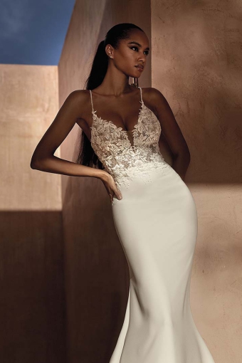 PRONOVIAS ROMAN