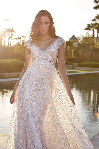 PRONOVIAS STRALIA