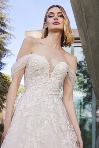 PRONOVIAS LEILY