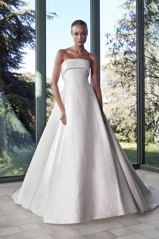 PRONOVIAS SKIES 1