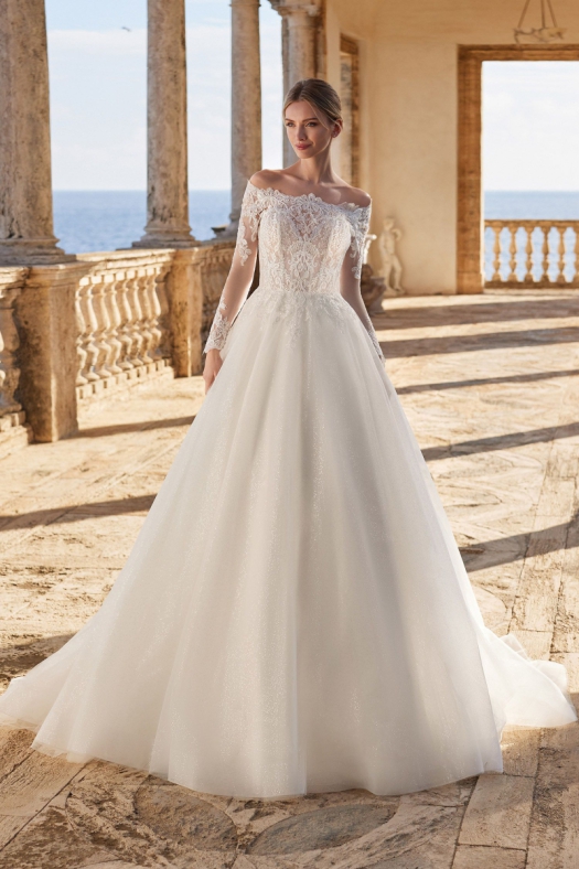 PRONOVIAS RANIESHA 1